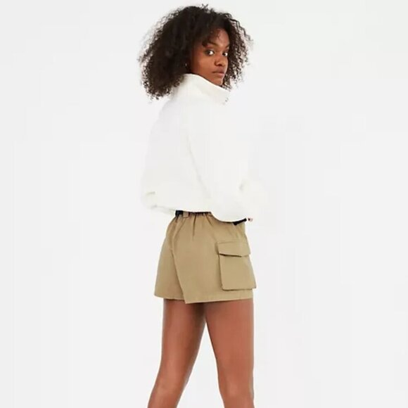 Aritzia TNA Cargo 3" Short- High Waisted Cargo Shorts- Medium - Picture 4 of 13